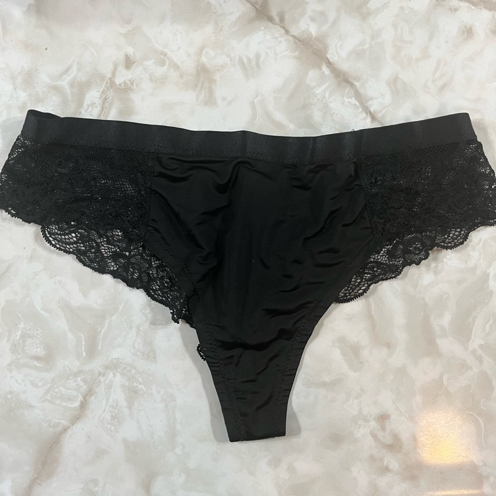 Black thong lace panty by Sophie B - size large
